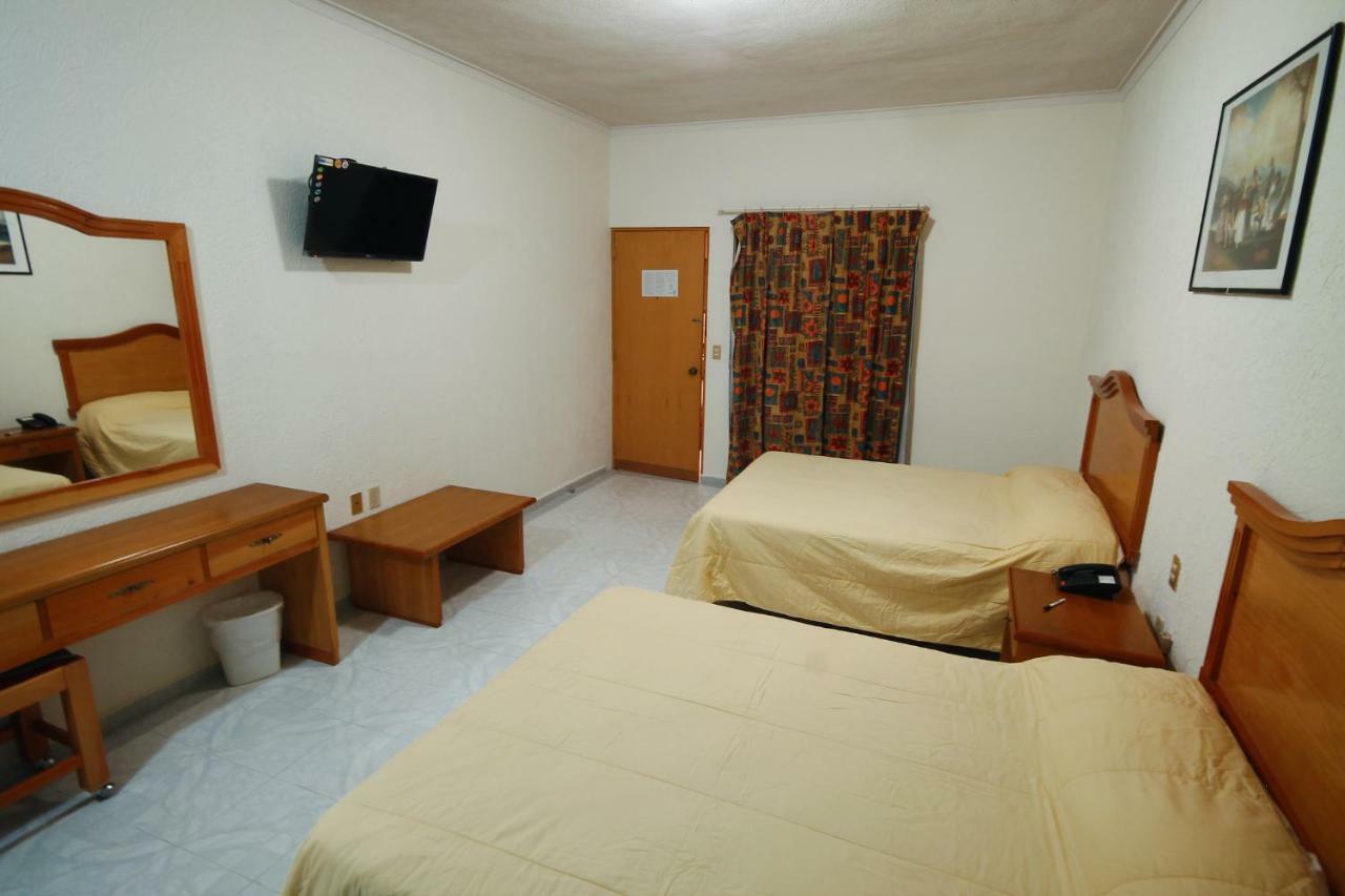 Hotel El Conquistador Monarca. Zitácuaro 외부 사진