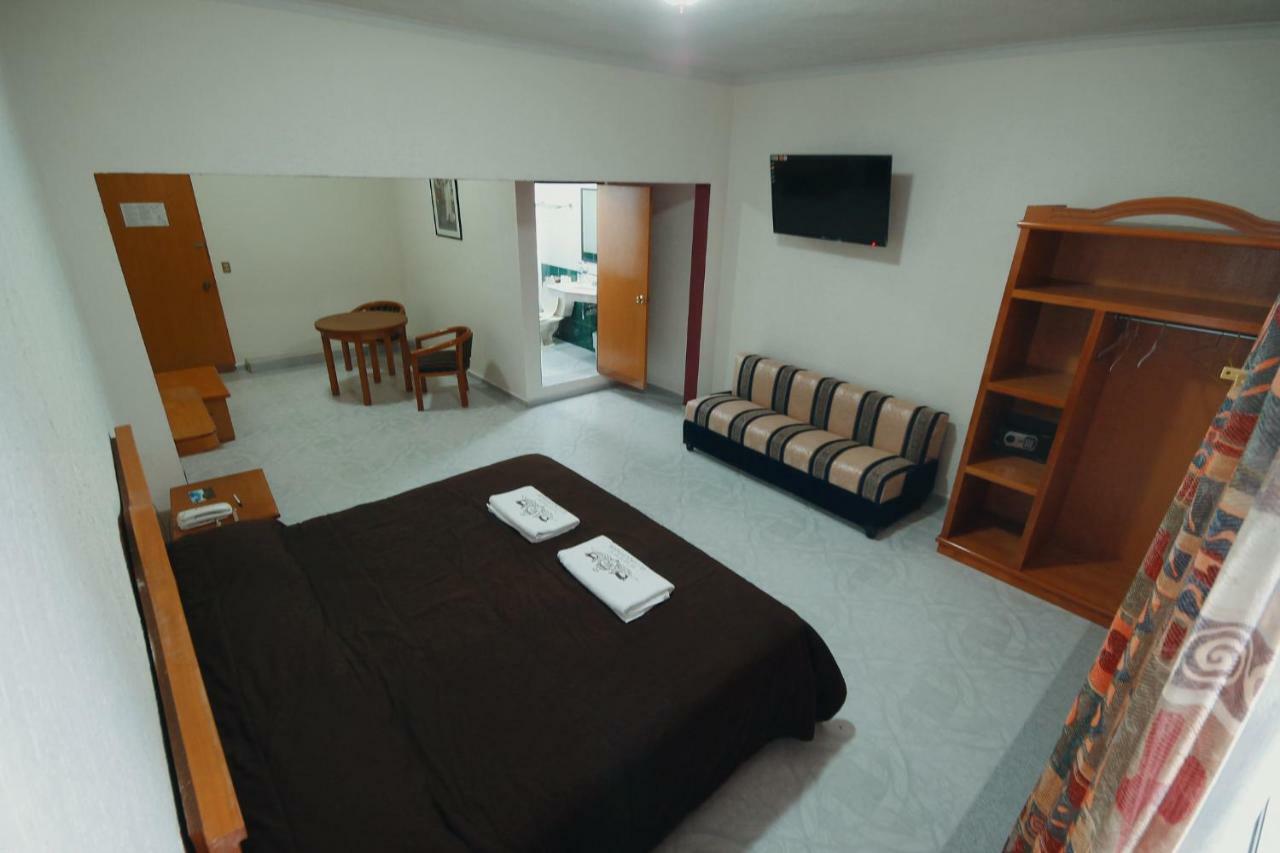 Hotel El Conquistador Monarca. Zitácuaro 외부 사진