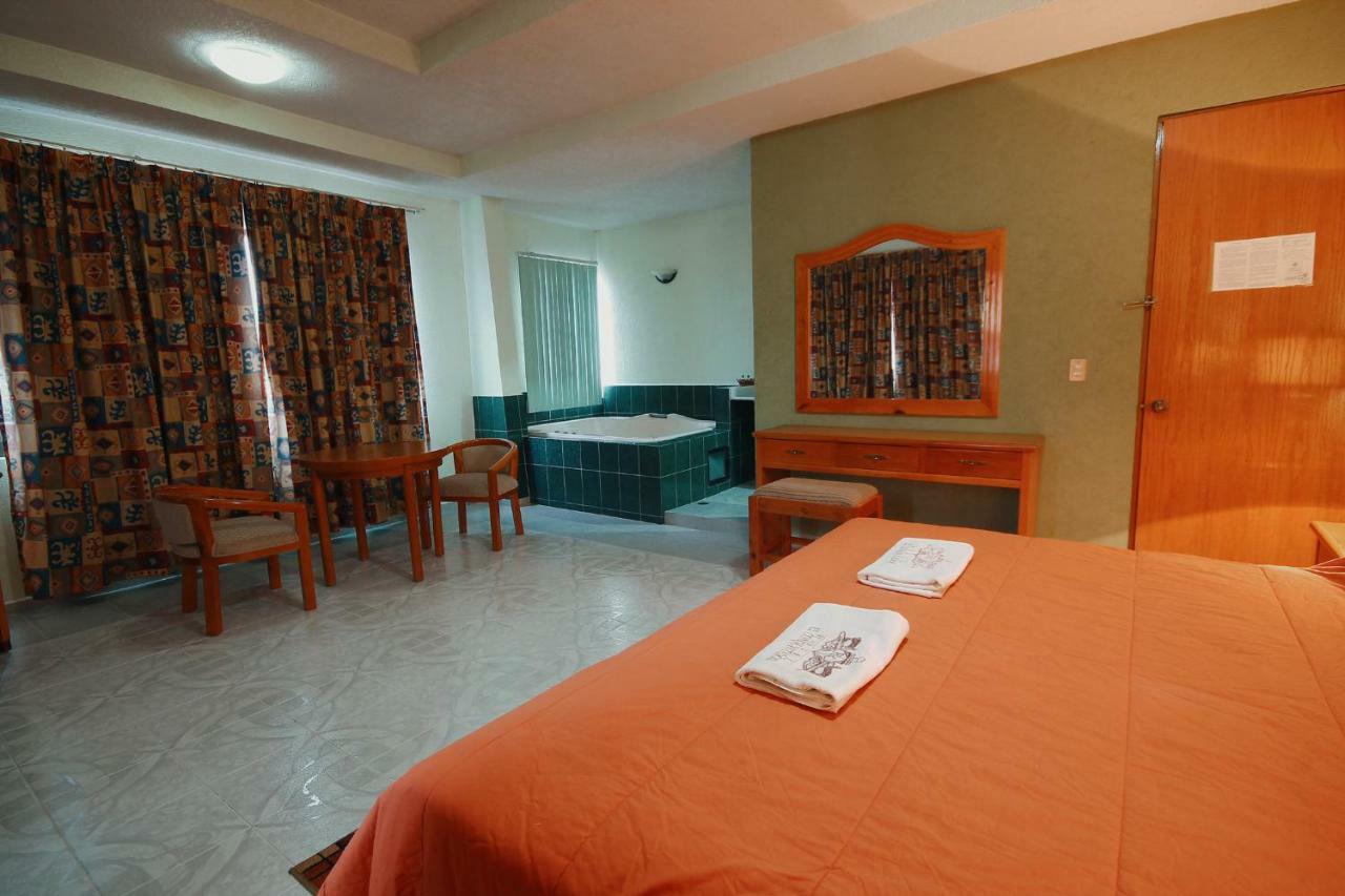 Hotel El Conquistador Monarca. Zitácuaro 외부 사진
