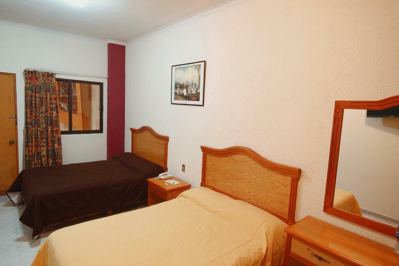 Hotel El Conquistador Monarca. Zitácuaro 외부 사진