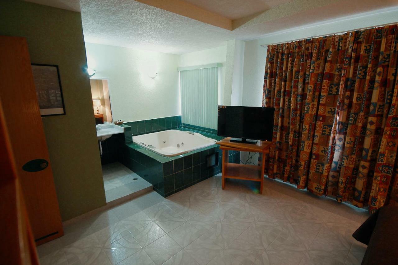 Hotel El Conquistador Monarca. Zitácuaro 외부 사진