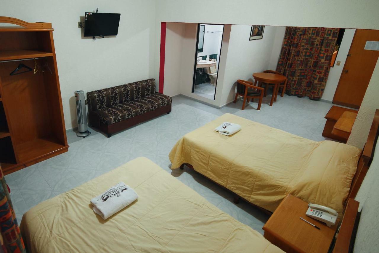 Hotel El Conquistador Monarca. Zitácuaro 외부 사진